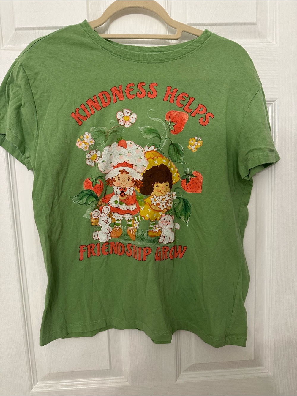 Source Unknown Green Kids Graphic Tee with Strawberry Friends